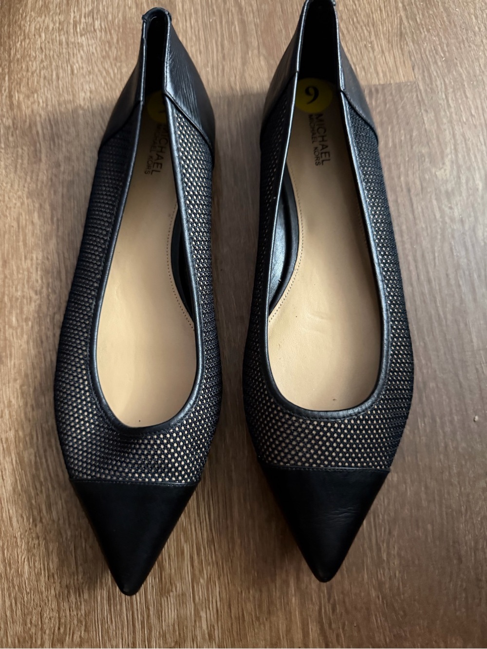 Michael Kors vintage Black Pointed Mesh & Leather Flats 9 NWT